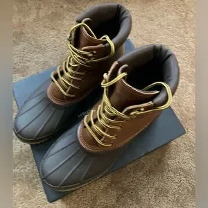 Tommy Hilfiger | Shoes | Size 2 Tommy Hilfigermens Colins 2  display picture 3